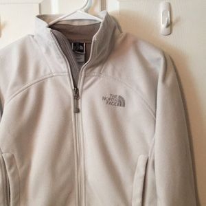 Cream fleece North Face size XSP